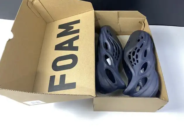 Adidas GV7903 Yeezy Mineral Foam Blue RNNR 0527